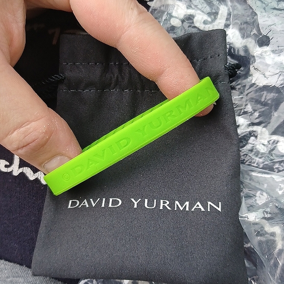 David Yurman Pistaschio Green Rubber Bracelet 10mm Stamped D.Y. Limited Edition - Picture 3 of 10
